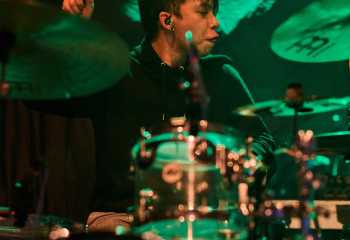 POINT NORTH - Photo By Peti