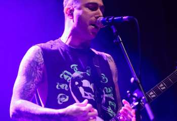 POINT NORTH - Photo By Peti