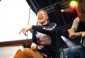 Public Grave - Photo by Natalie