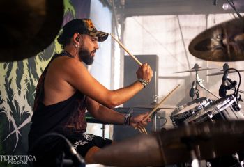 Public Grave - Photo by Natalie