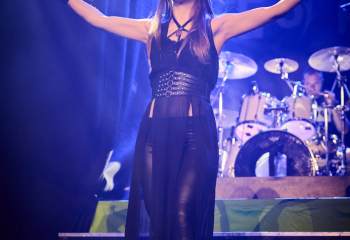 Roses of Thieves - Photo By Peti