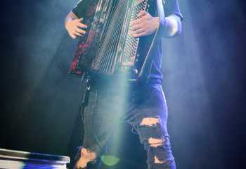 Roses of Thieves - Photo By Peti