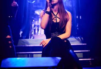 Roses of Thieves - Photo By Peti