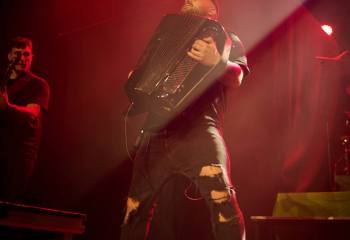 Roses of Thieves - Photo By Peti