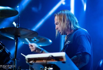 Short Bus Pile Up - Photo by Natalie