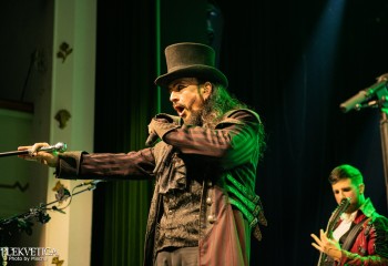 Silver Dust-photo by Michel Varrin