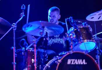 SKIN ON FLESH - Photo By Peti