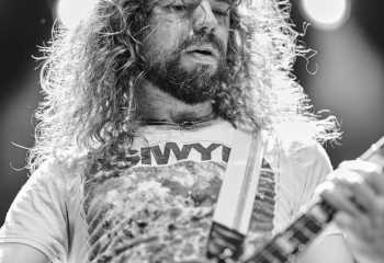 SKIN ON FLESH - Photo By Peti