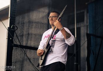 Slowly Rotten - Photo by Natalie