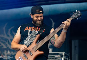 Slowly Rotten - Photo by Natalie