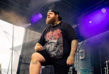 Slowly Rotten - Photo by Natalie