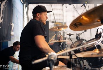 Slowly Rotten - Photo by Natalie