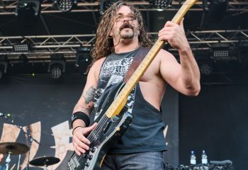 19.55 Soulfly - Photo By Peti