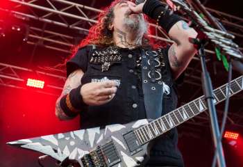 19.55 Soulfly - Photo By Peti
