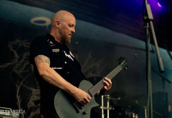 Sucking Leech - Photo by Natalie