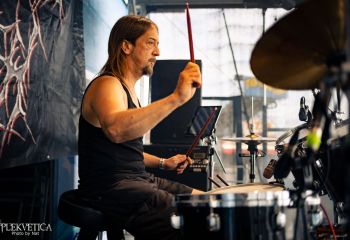 Sucking Leech - Photo by Natalie