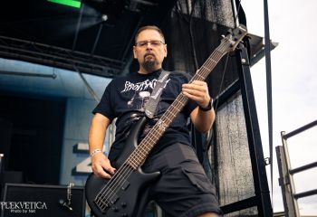 Sucking Leech - Photo by Natalie