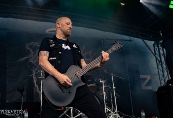 Sucking Leech - Photo by Natalie