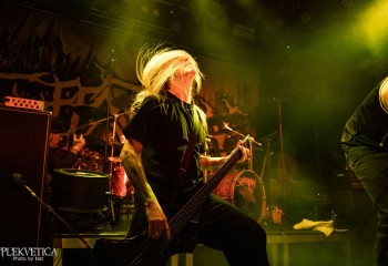 Suffocation - Photo by Natalie