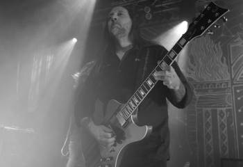 The Halo Effect - Photo By Peti