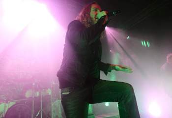 The Halo Effect - Photo By Peti