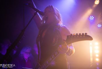 Thunder Mother-photo by Michel Varrin