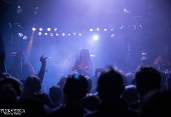 Thunder Mother-photo by Michel Varrin