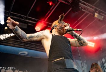 To The Grave - Photo by Natalie