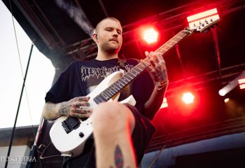 To The Grave - Photo by Natalie