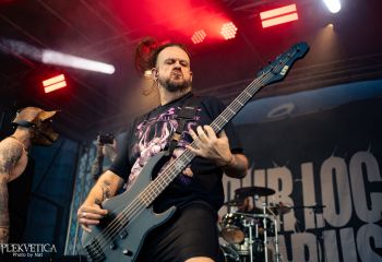 To The Grave - Photo by Natalie