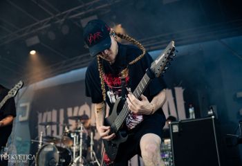 To The Grave - Photo by Natalie