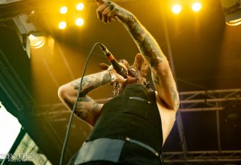 To The Grave - Photo by Natalie