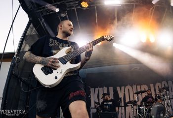 To The Grave - Photo by Natalie