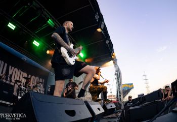 To The Grave - Photo by Natalie