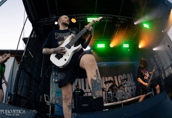 To The Grave - Photo by Natalie