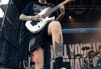 To The Grave - Photo by Natalie