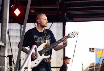 To The Grave - Photo by Natalie