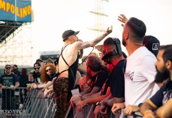 To The Grave - Photo by Natalie