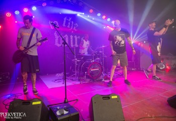 To the Wire-photo by Michel Varrin