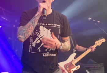 To the Wire-photo by Michel Varrin