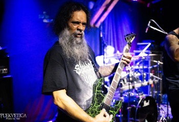 To Violently Vomit - Photo by Natalie