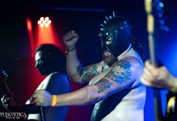 utrikaria-anal-apa-kulta-olten-21-06-2025-21