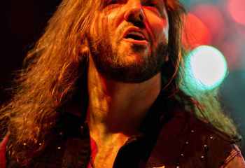 Victory - Photo By Peti