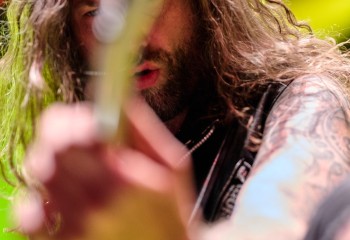 Victory - Photo By Peti