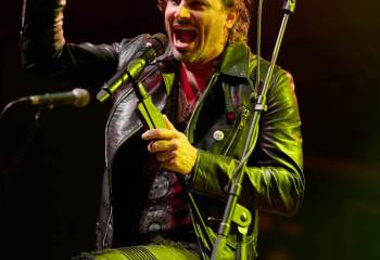 Victory - Photo By Peti