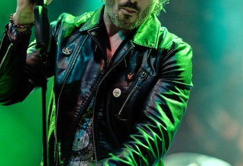 Victory - Photo By Peti