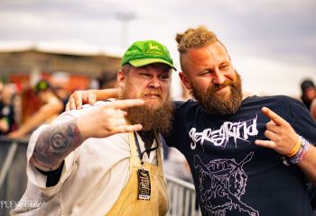 vaginal-penetration-of-an-amelus-with-a-musty-carrot-deathfeast-andernach-22-08-2025-17