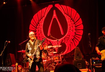 Wishbone Ash - photo by Michel Varrin