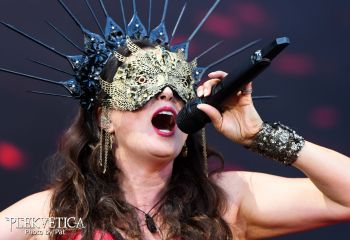 Within Temptation - Photo by Pat