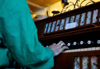 Ys Jensyts / Howl - Photo by Natalie